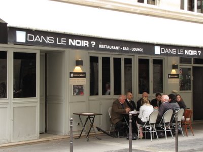 Dans le Noir in Paris, the restaurant in the dark