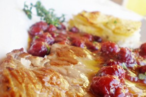 chicken with cranberry sauce