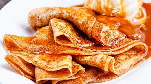 crepes with caramel
