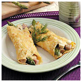 chicken with asparagus crepes