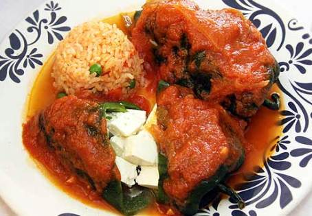 Stuffed peppers with cheese and mince