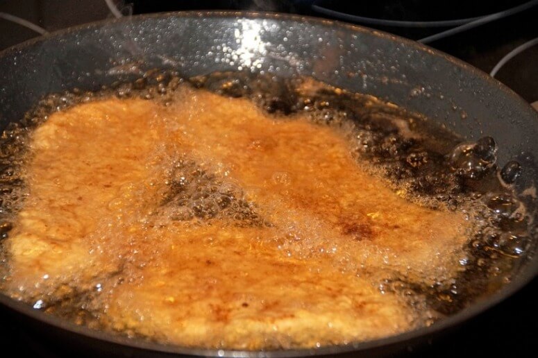 oil foam when frying